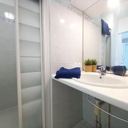 Apartmán Adorable A 200m De La , Frais , Bien Equipe Et Proche Des Commodites *