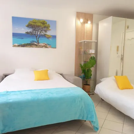 Adorable A 200m De La , Frais , Bien Equipe Et Proche Des Commodites Cagnes-sur-Mer