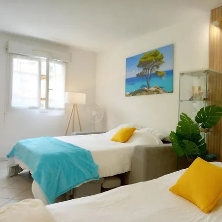 Adorable A 200m De La , Frais , Bien Equipe Et Proche Des Commodites * Cagnes-sur-Mer