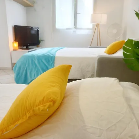 Apartmán Adorable A 200m De La , Frais , Bien Equipe Et Proche Des Commodites Cagnes-sur-Mer